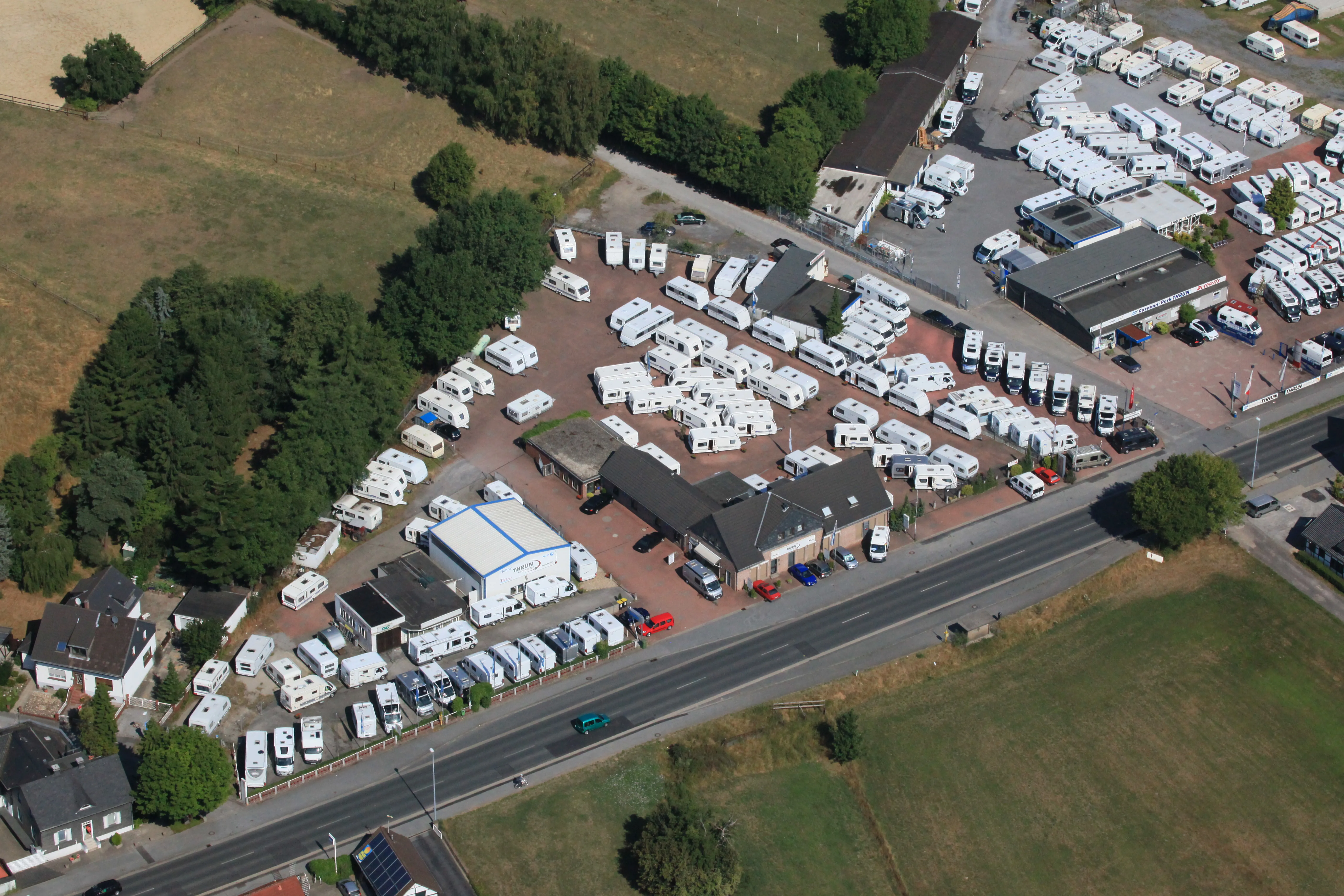 Thrun Caravaning Gelände.32691972.jpg