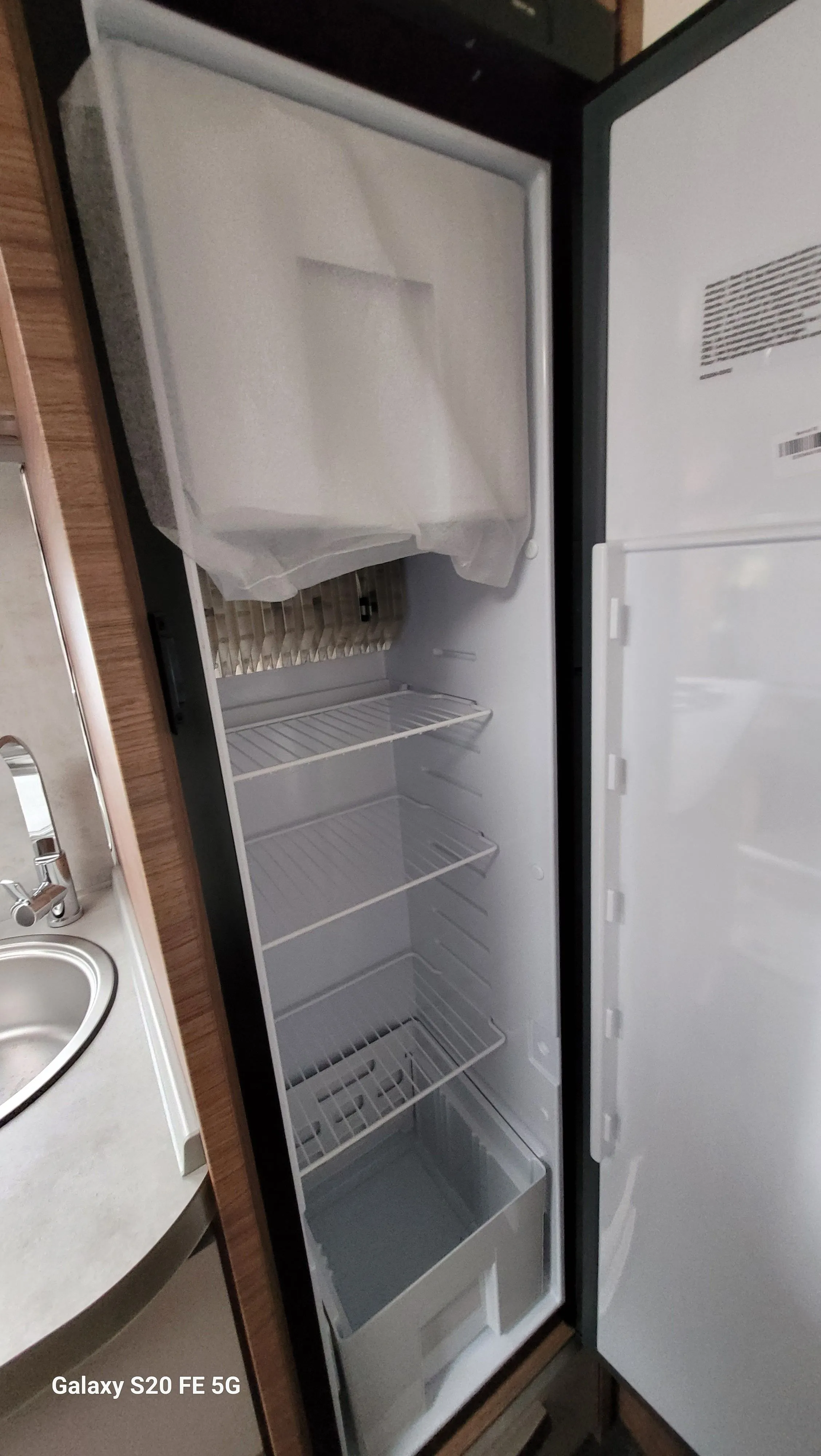 43112987.jpg