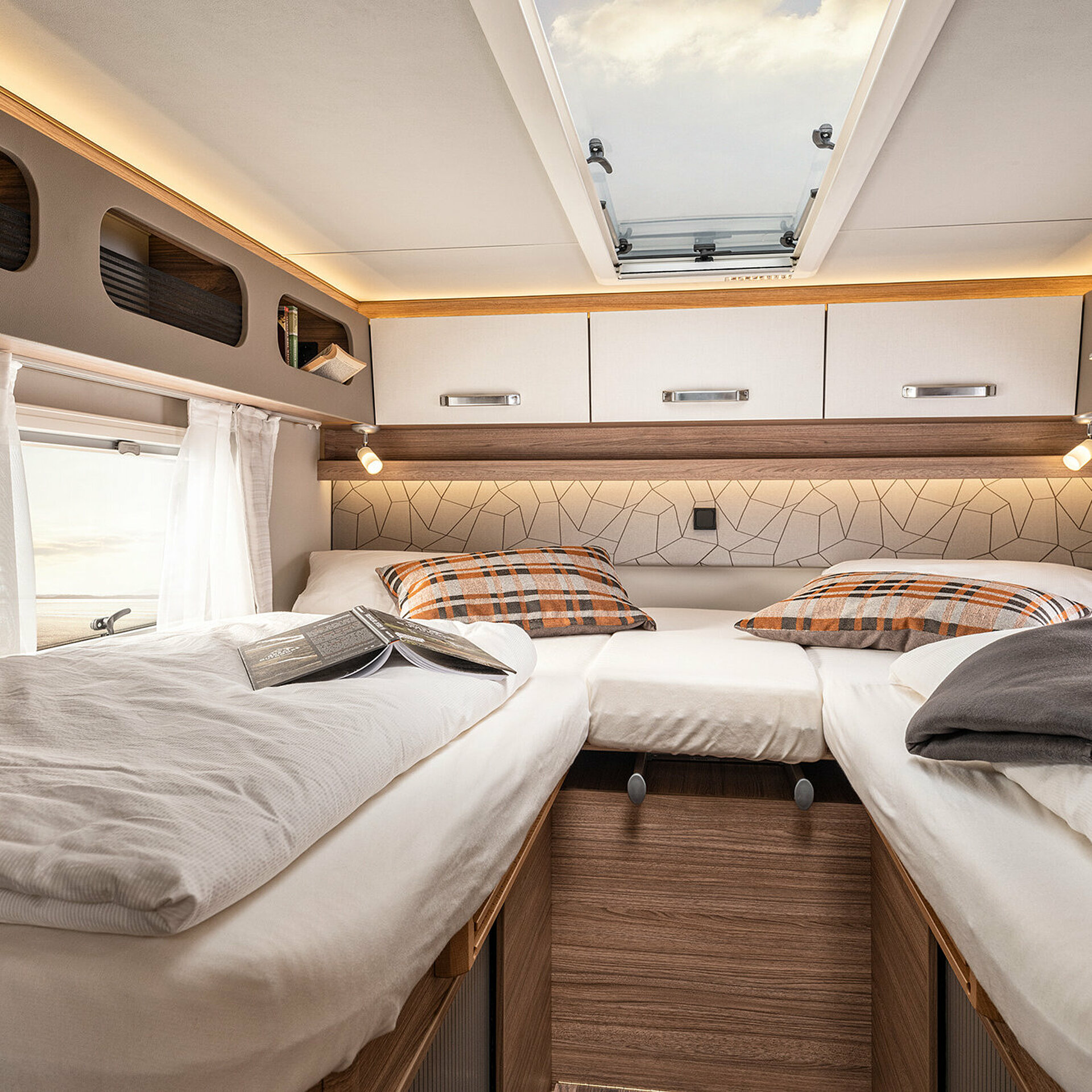 WEINSBERG CaraCompact EDITION [PEPPER] MB 2025