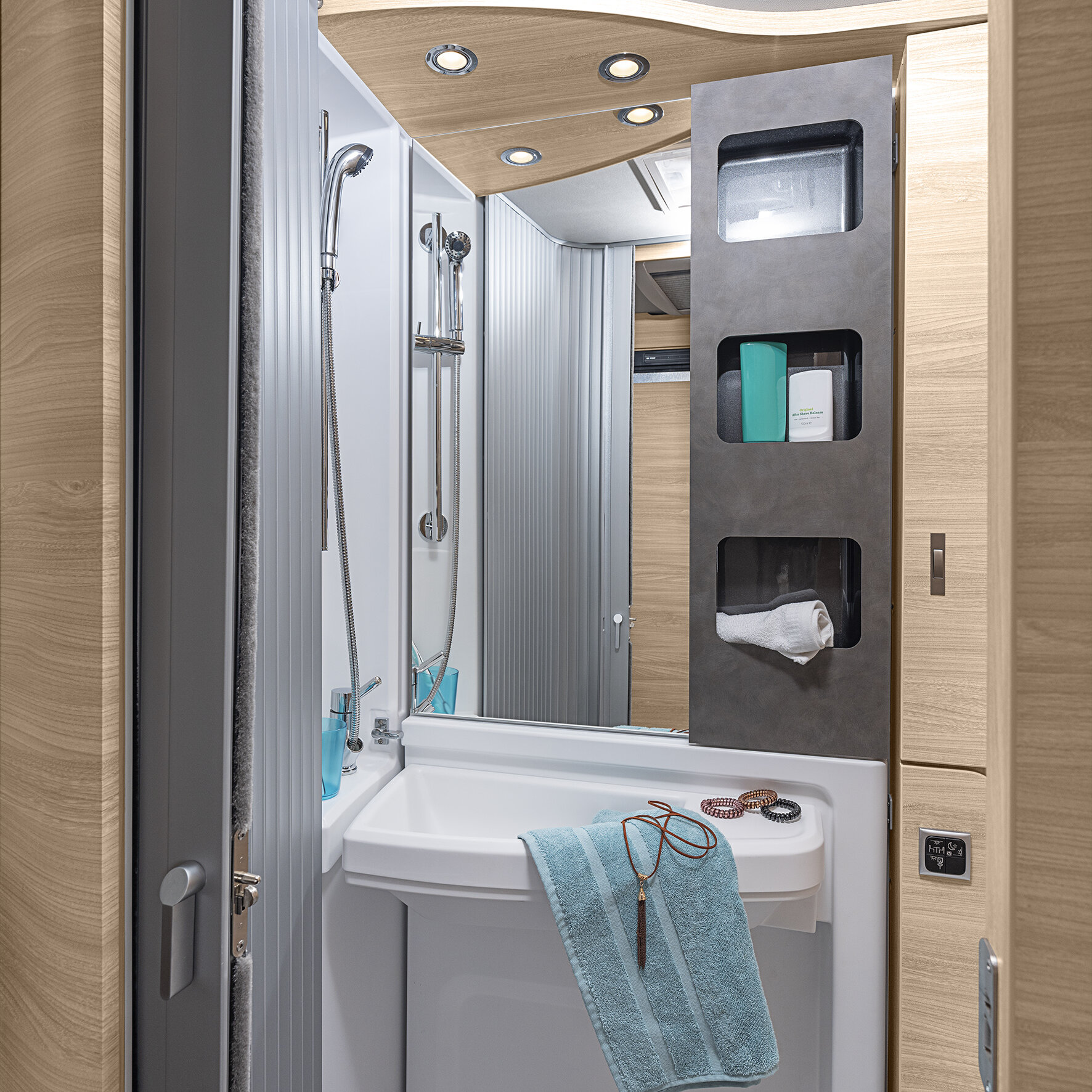 KNAUS VAN TI PLUS PLATINUM SELECTION 2023 Bad